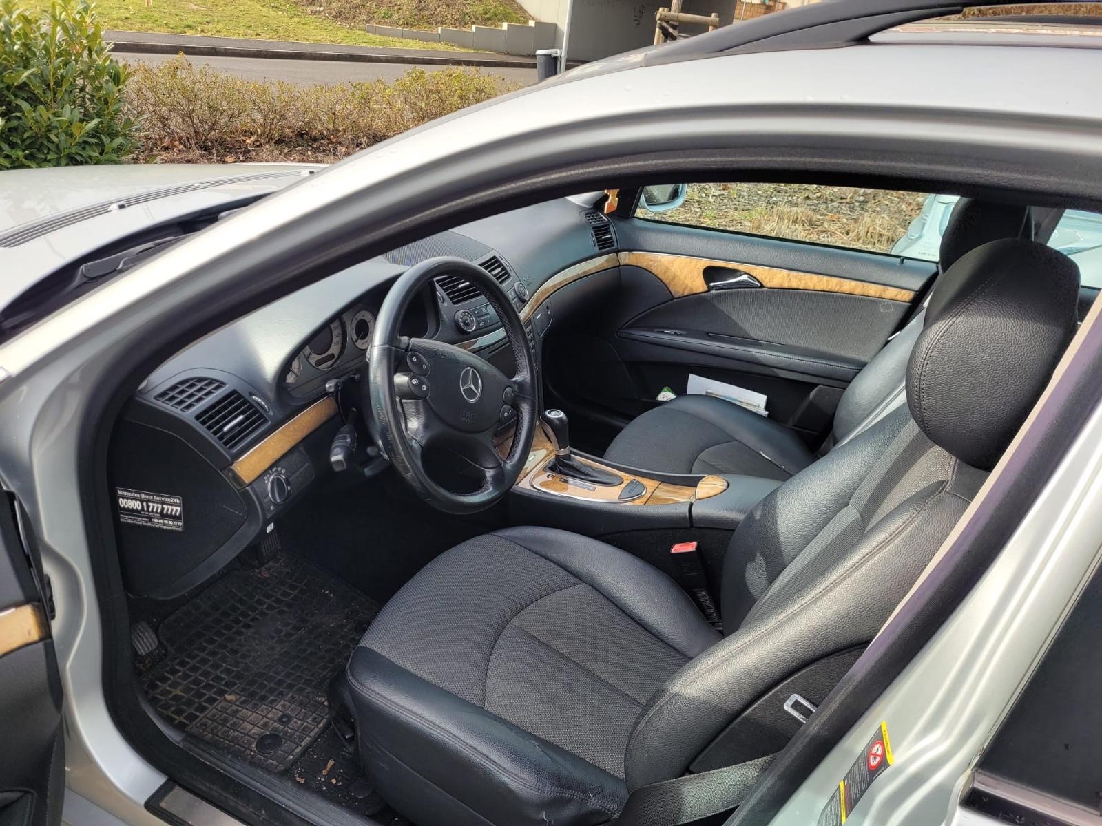 Mercedes-Benz E 220 CDI T AVANTGARDE Avantgarde