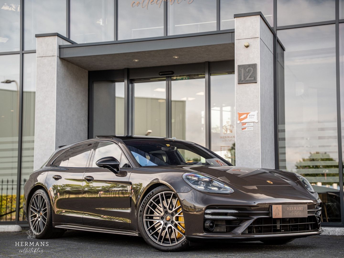 Porsche Panamera Sport Turismo 4.0 Turbo S E-Hybrid / Or