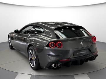 2017 Ferrari GTC4LUSSO — фото 6