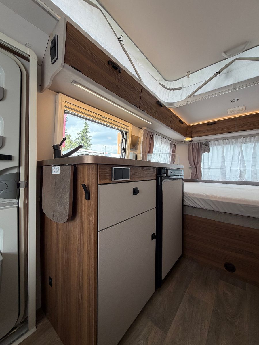 Fahrzeugabbildung HYMER / ERIBA / HYMERCAR Touring 430 - 7.249€ Sparen!