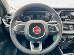 Fahrzeugabbildung Fiat Tipo 1.4 Street AAC PDC SHZ ALU USB ZV 5 - TÜRER