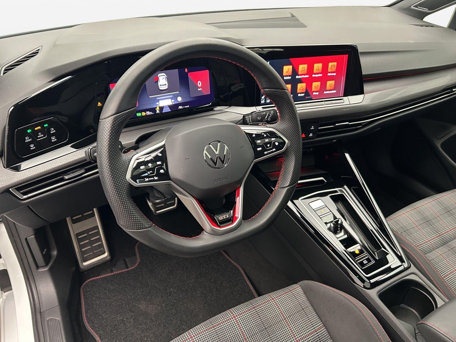 Volkswagen Golf GTI 2.0 TSI DSG*NAVI*PANO*BLACKSTYLE*AHK*KA, миниатюра 6