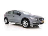 Volvo V60 Cross Country 2.0 D3 Momentum Business *LEAT - Volvo V60 Cross Country Momentum