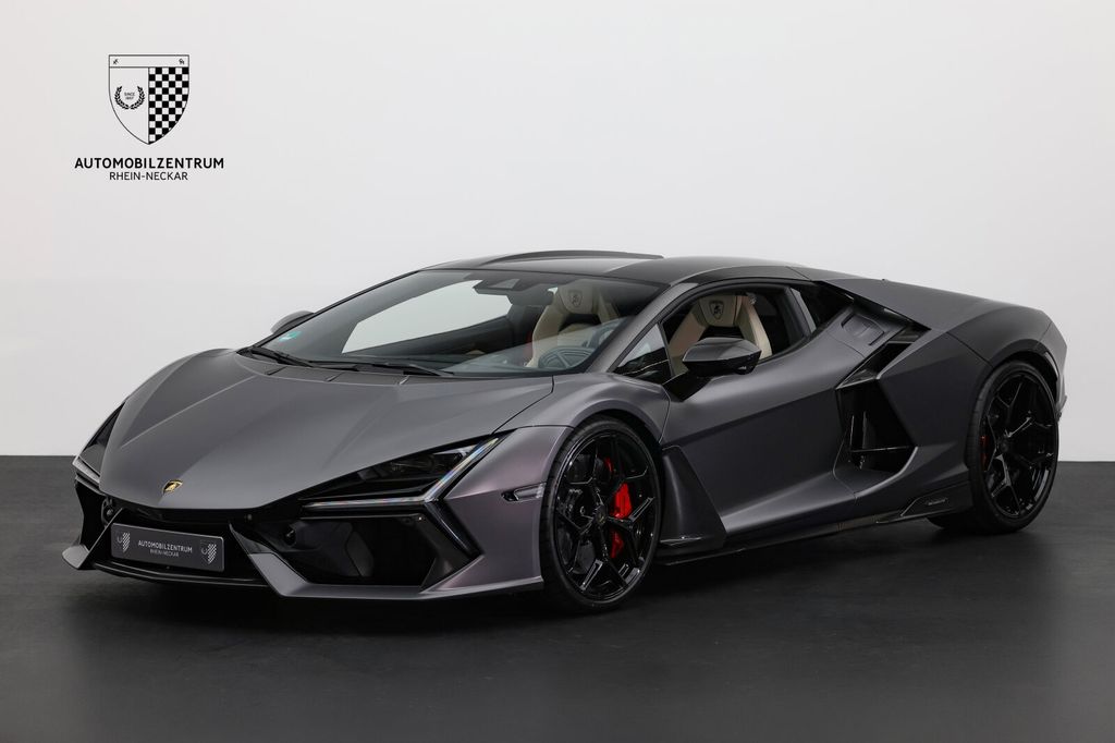 LAMBORGHINI Revuelto 2025