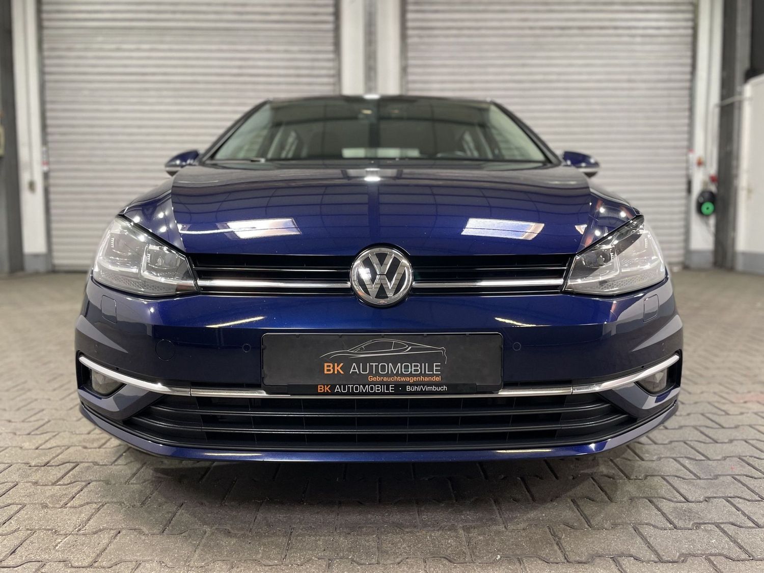 Fahrzeugabbildung Volkswagen Golf 1.6 TDI Comfortline DSG#LED#Pano#ACC#AHK