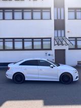 Audi A3 35 TFSI S tronic / 2x S-Line - Audi A3: 2l TFSI