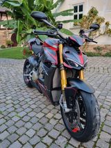 Ducati Streetfighter V4S mit vielen Extras u. Desmo neu - Angebote entsprechen deinen Suchkriterien