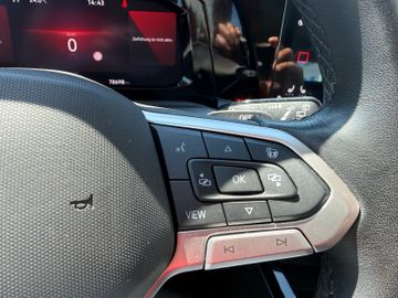 Volkswagen Golf VIII Variant Alltrack 4Motion+AHK+LED+Navi+