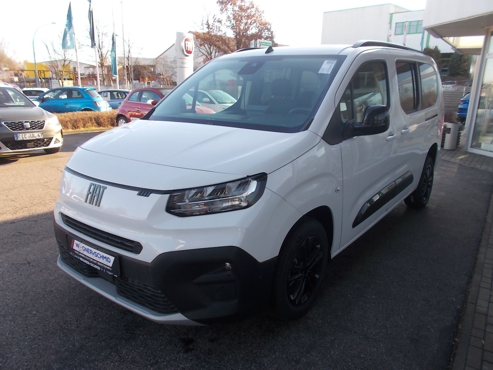 Fahrzeugabbildung Fiat Doblo 1.5 130 PS L2 Automatik AMF ROLLSTUHL