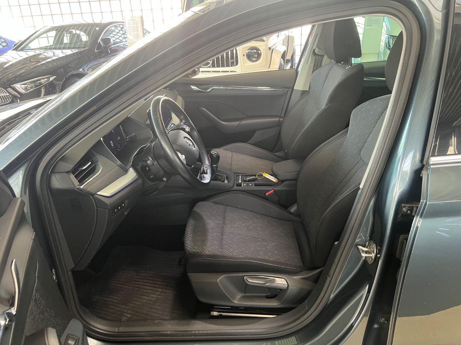 Fahrzeugabbildung SKODA Octavia Combi Style *AMBIENTE*VIRTUALTACHO*LED*
