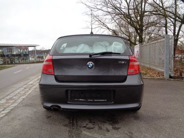 BMW 118 - 6