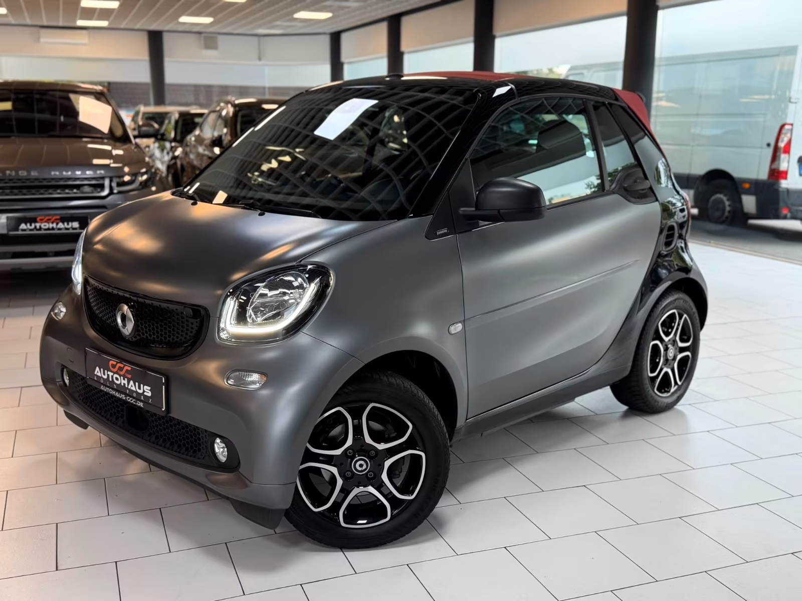 Smart ForTwo Cabrio 43TKM|SHZ|90PS|VERD.RED|GREY.MATT