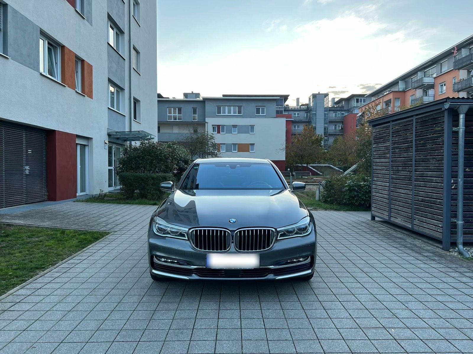 BMW 750