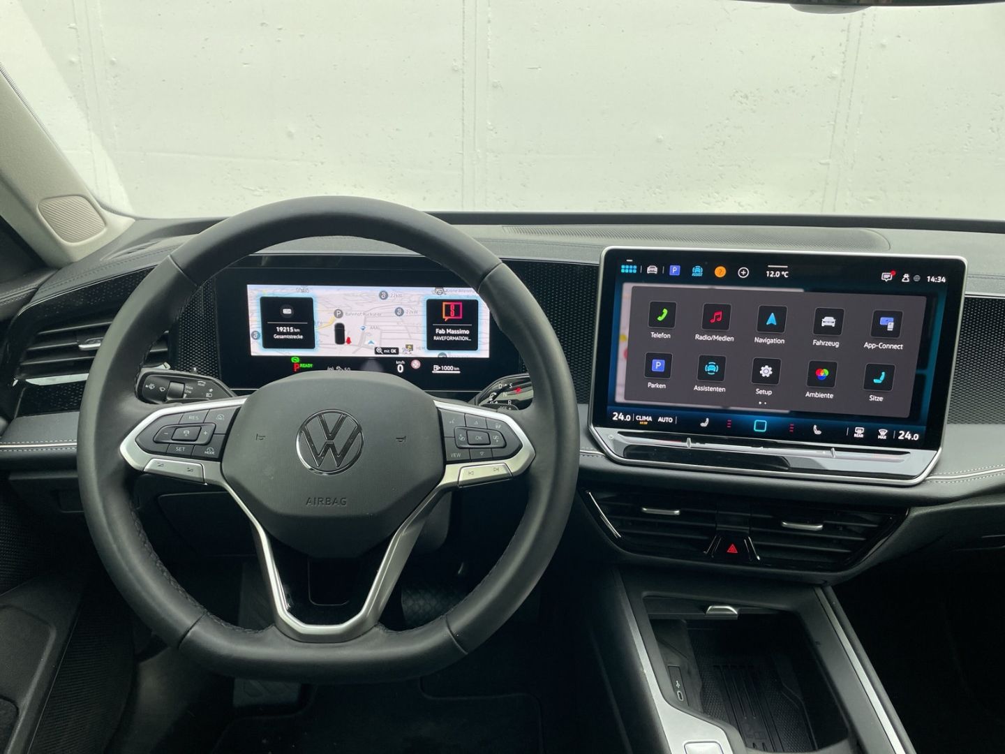 Passat Variant 1.5 eTSI Business AHK/360°Kamera