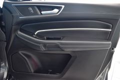 FORD S-MAX Vignale 2.0 TDCi~Allrad~Automatik~AHK~LED