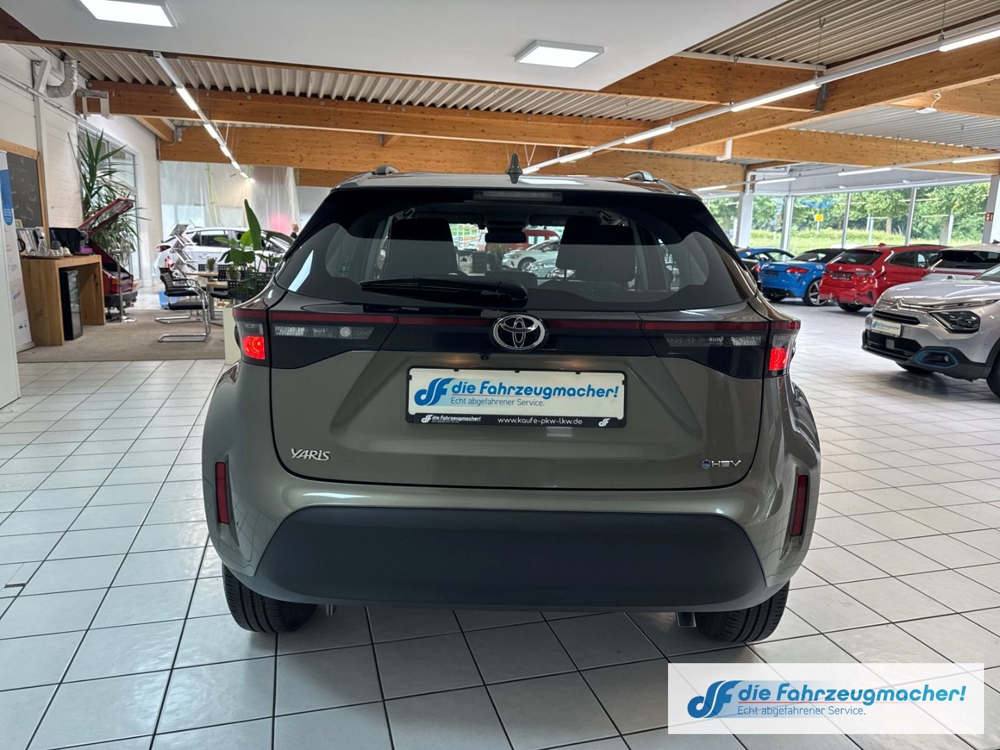 Fahrzeugabbildung Toyota Yaris Cross ACTIVE Hybrid DAB Spurhalteass. Fern