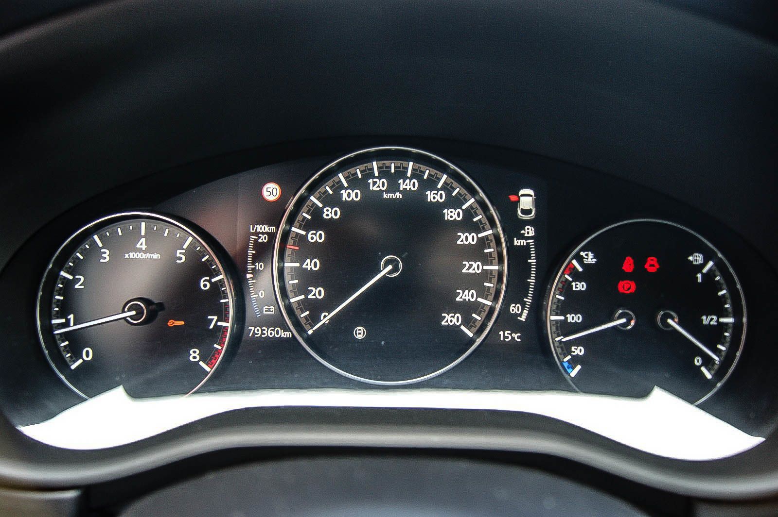 Fahrzeugabbildung Mazda CX-30 2.0 SKYACTIV-G M Hybrid DESIGN HEADUP LED
