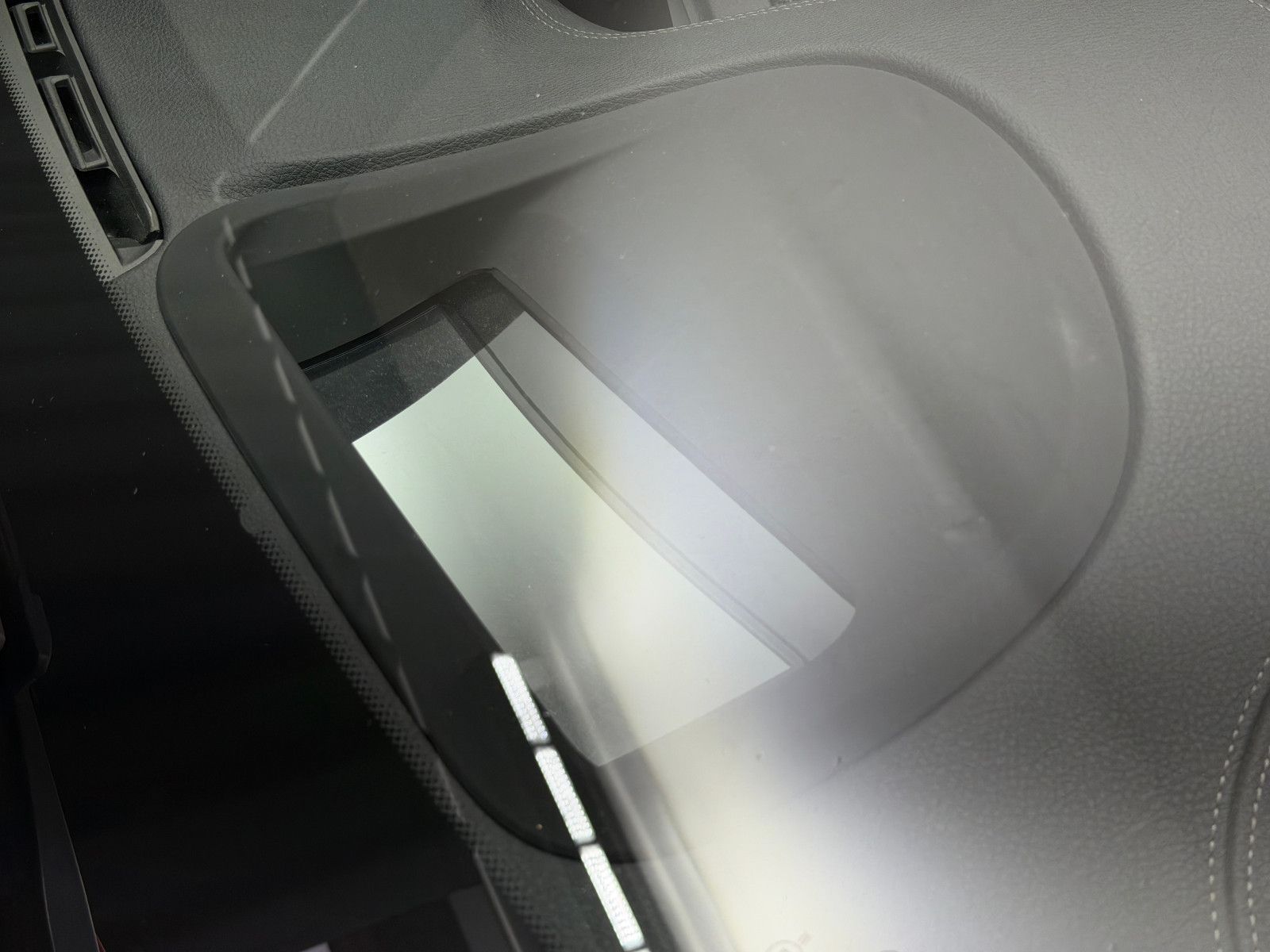 Fahrzeugabbildung BMW M4 Coupe |LCI|INDIVIDUAL|AULITZKY|KW|H/K|