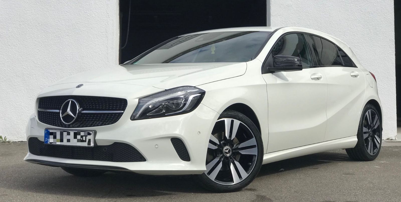 MERCEDES-BENZ A 200 d  KAMERA PARKASSIST TEMPOMAT NIGHT-PAKET