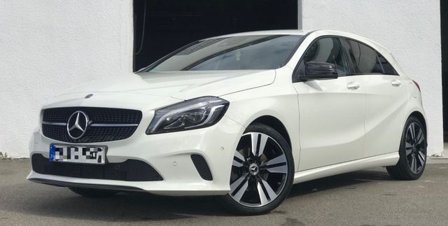 MERCEDES-BENZ A 200 d  KAMERA PARKASSIST TEMPOMAT NIGHT-PAKET