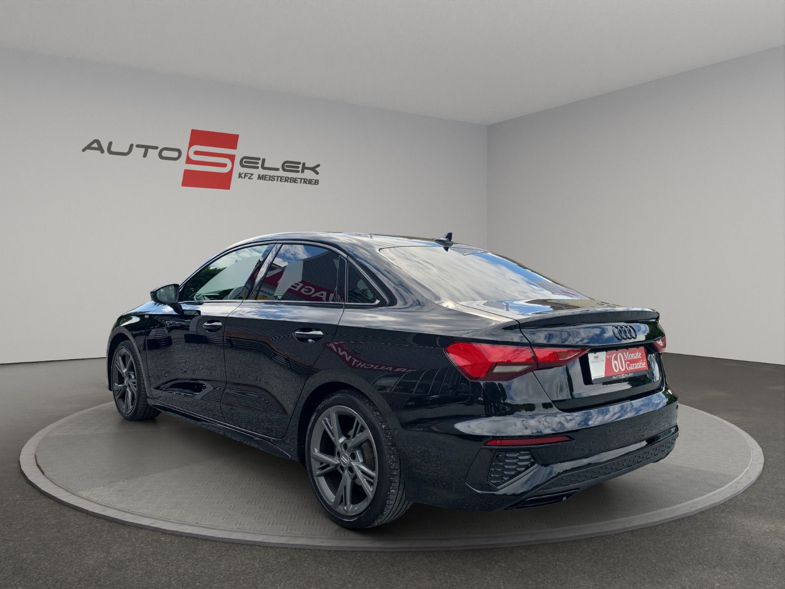 Fahrzeugabbildung Audi A3 Limousine 35 TFSI 3x S line CarPlayer LED