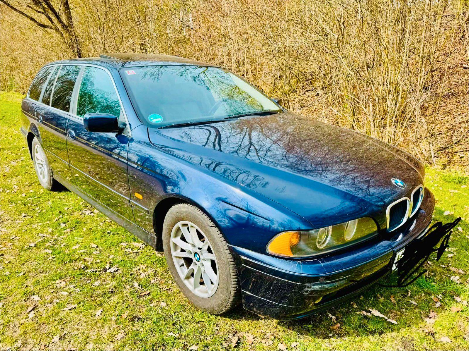 BMW 525