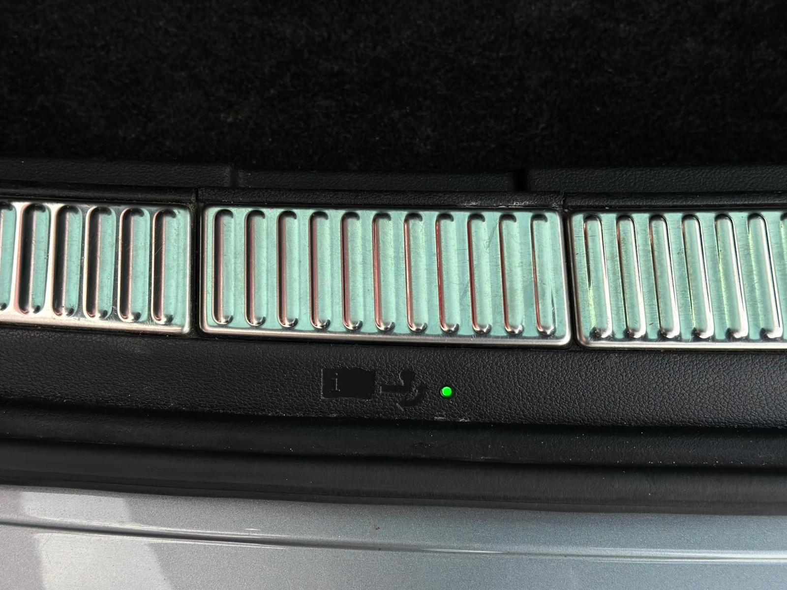 Skoda Superb 2.0TDI STYLE MATRIX#MEMORY#NAVI#SHZ#AHK