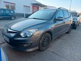 Hyundai i30 CW 1.6 CRDi 66 kW Edition20 - Hyundai i30 aus 2011: I30cw