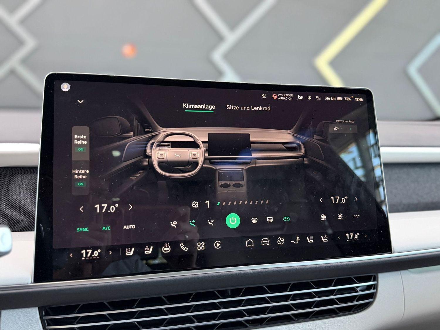 XPENG G6 AHK Pano 360Kamera Vollleder