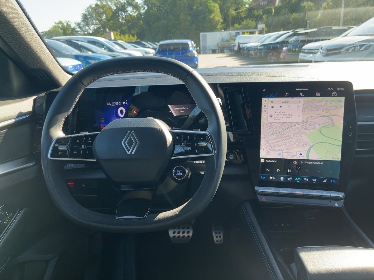 Fahrzeugabbildung Renault Austral Iconic Esprit Alpine Mild Hybrid160 Auto - mit KI generiert/bearbeitet