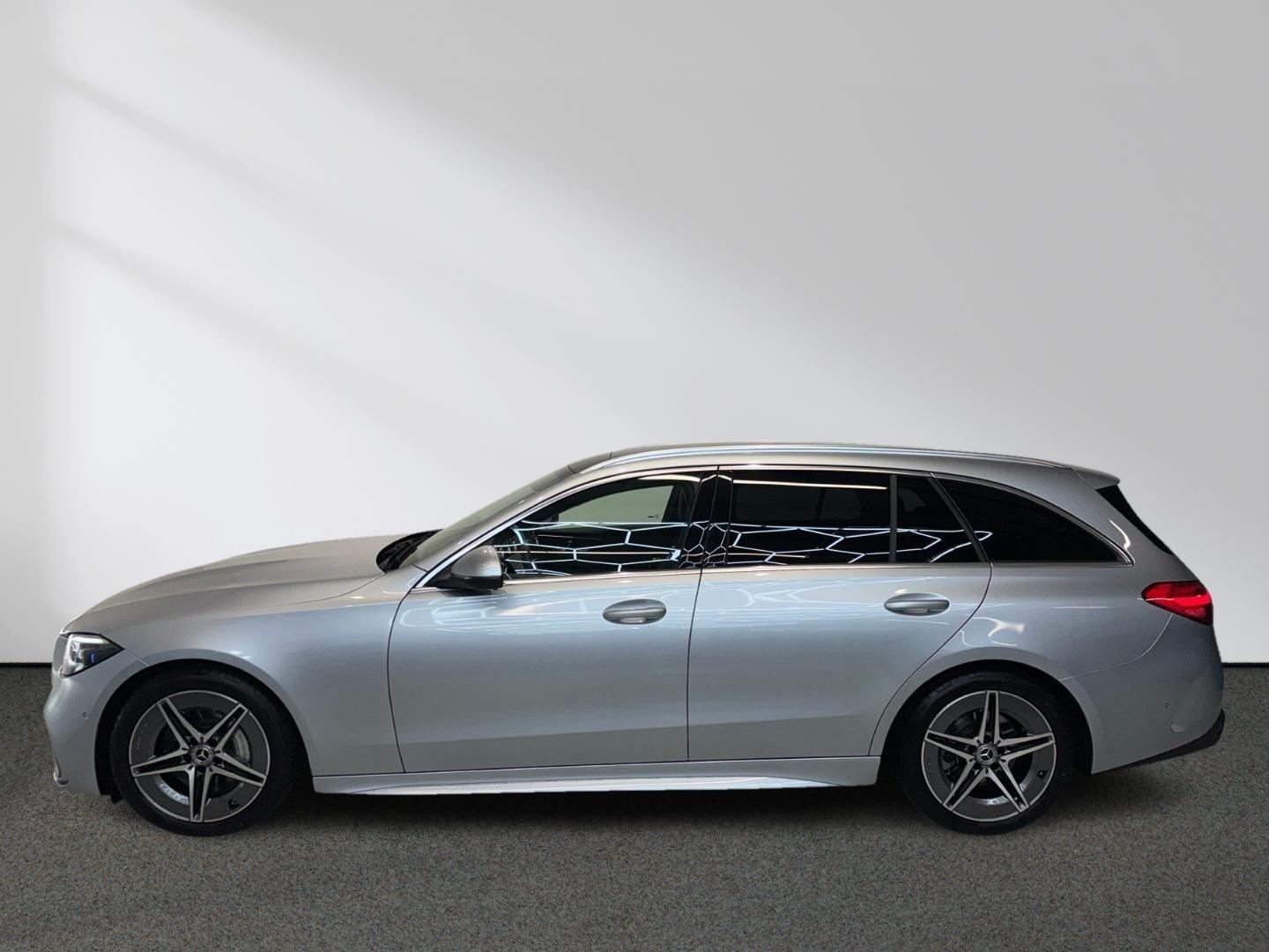 Mercedes-Benz C 180 T AMG DigitalLight Panorama 360°Kamera AHK