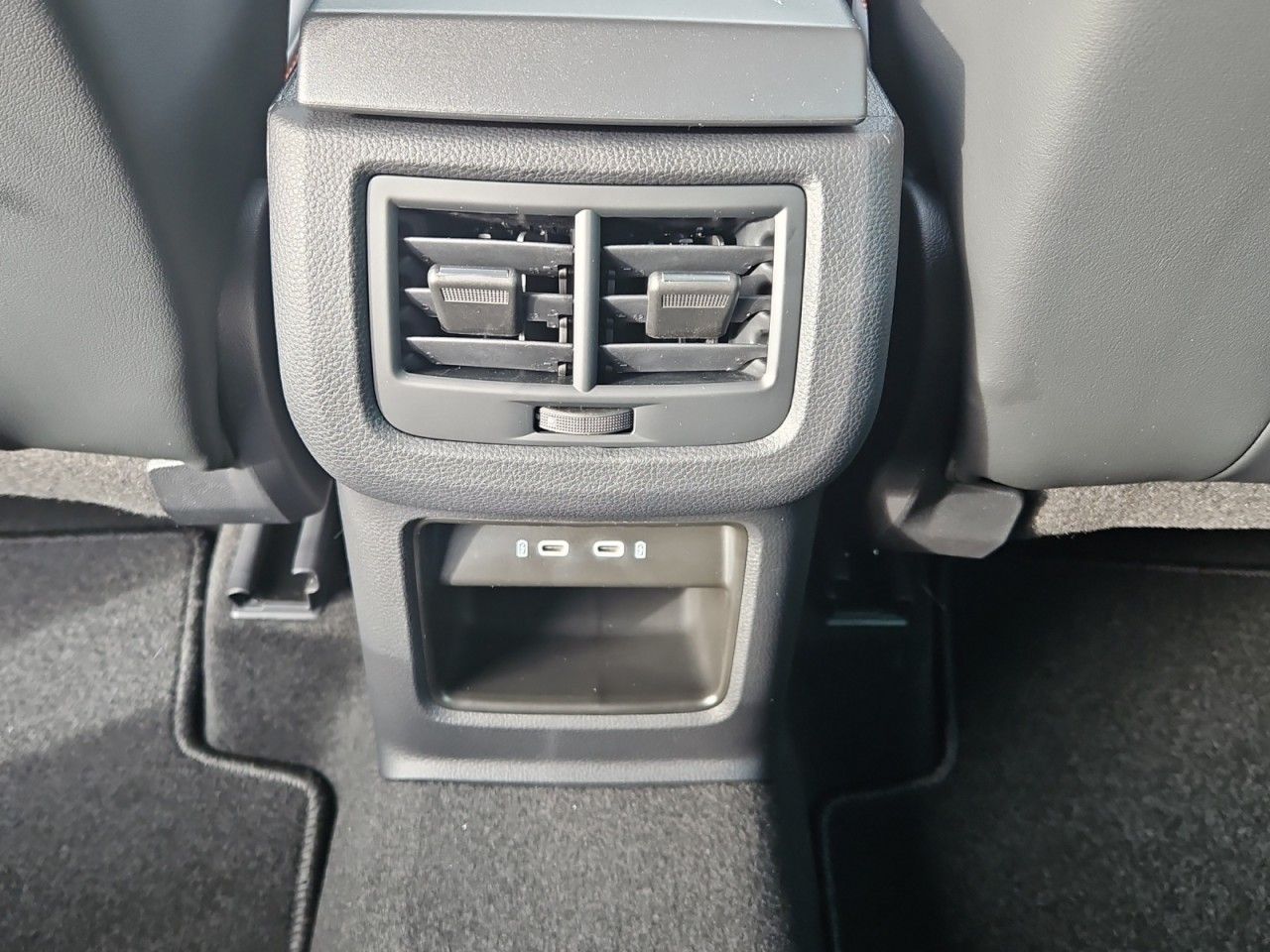 Fahrzeugabbildung SEAT Ateca FR AHK,Navi,LED,SHZ,Kamera
