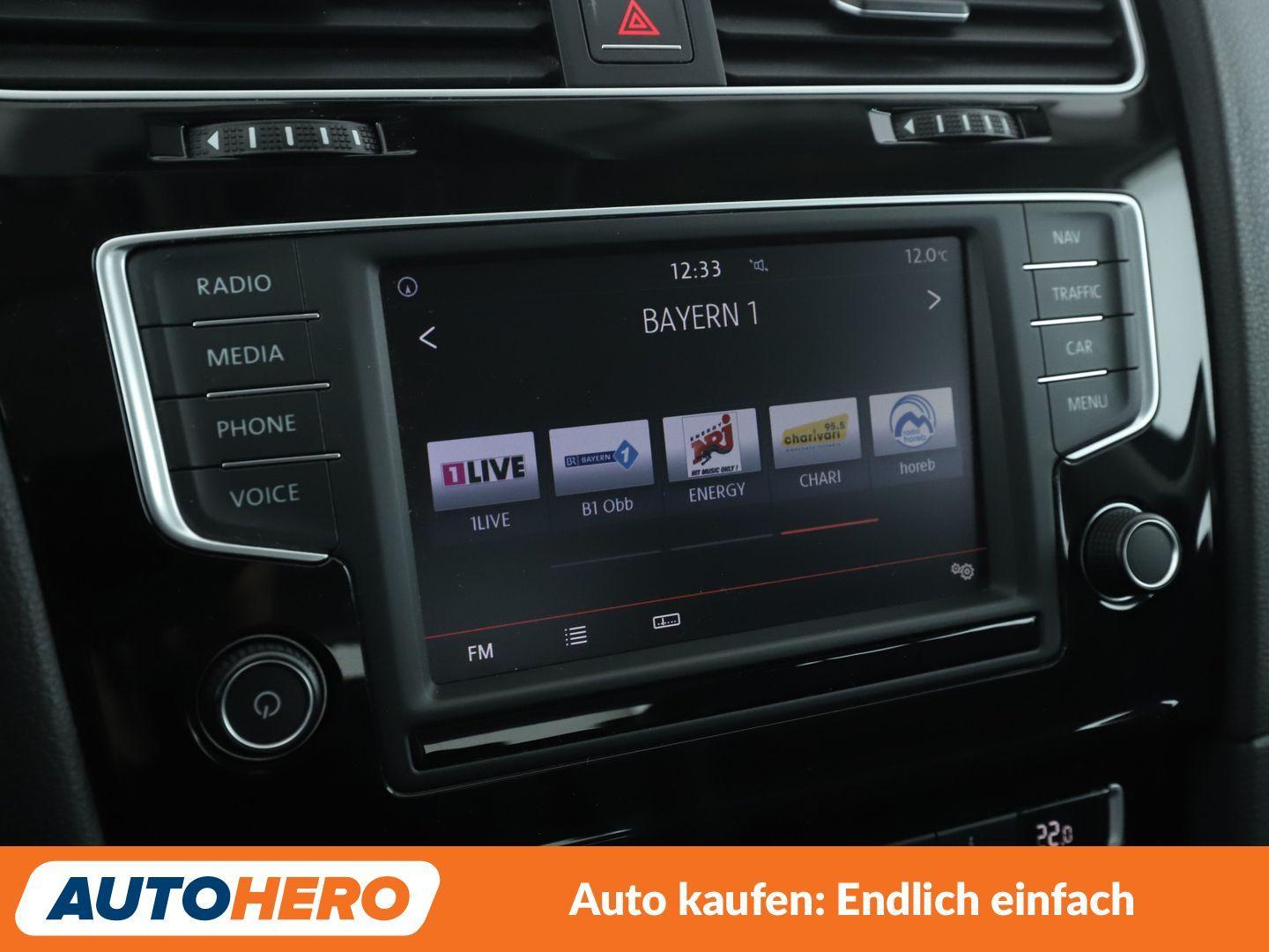 Volkswagen Golf VII 1.4 TSI Highline BMT Aut.*NAVI*XENON*