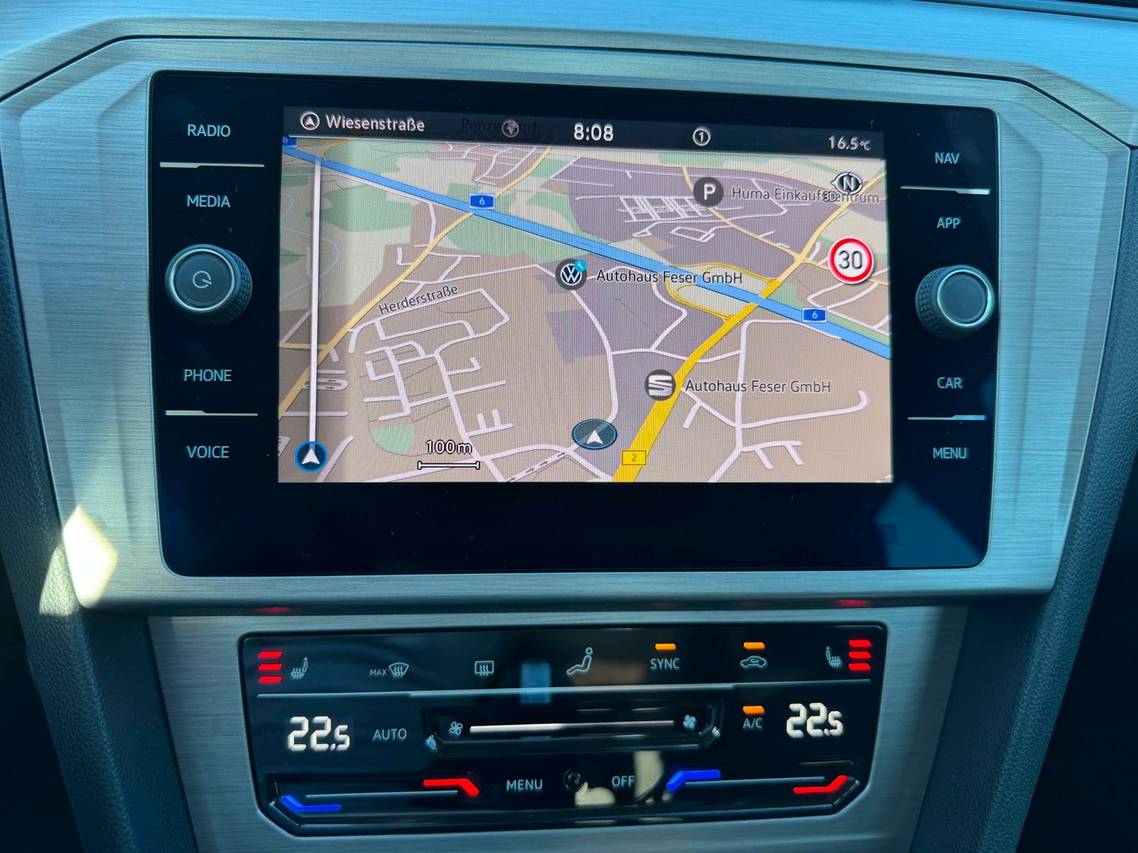 Volkswagen Passat Lim 2.0 TDI DSG ACC AHK KAM LED PDC eKLAP, миниатюра 16