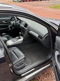 Audi A6 - 8
