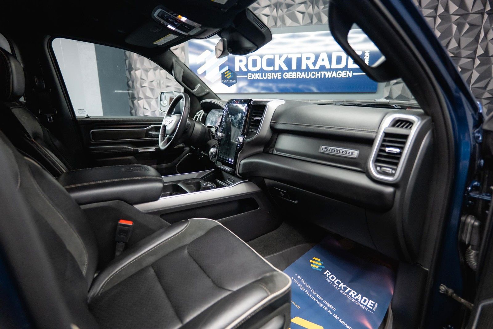 Fahrzeugabbildung Dodge RAM 5.7 V8 HEMI 4x4 LARAMIE TRX OFFROAD PAKET