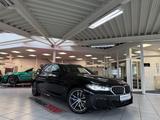 BMW 530i xDrive M Sportpaket LASER/HUD/AHK/360°/PANO - BMW 530 Gebrauchtwagen in Hamm