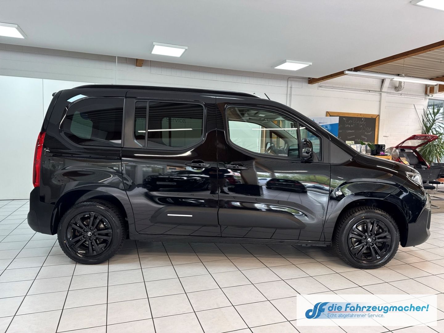 Fahrzeugabbildung Citroën Berlingo Max M Navi Digitales Cockpit Soundsyste