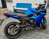 Yamaha XJ6 Diversion F (ABS) - YAMAHA 2011 XJ6