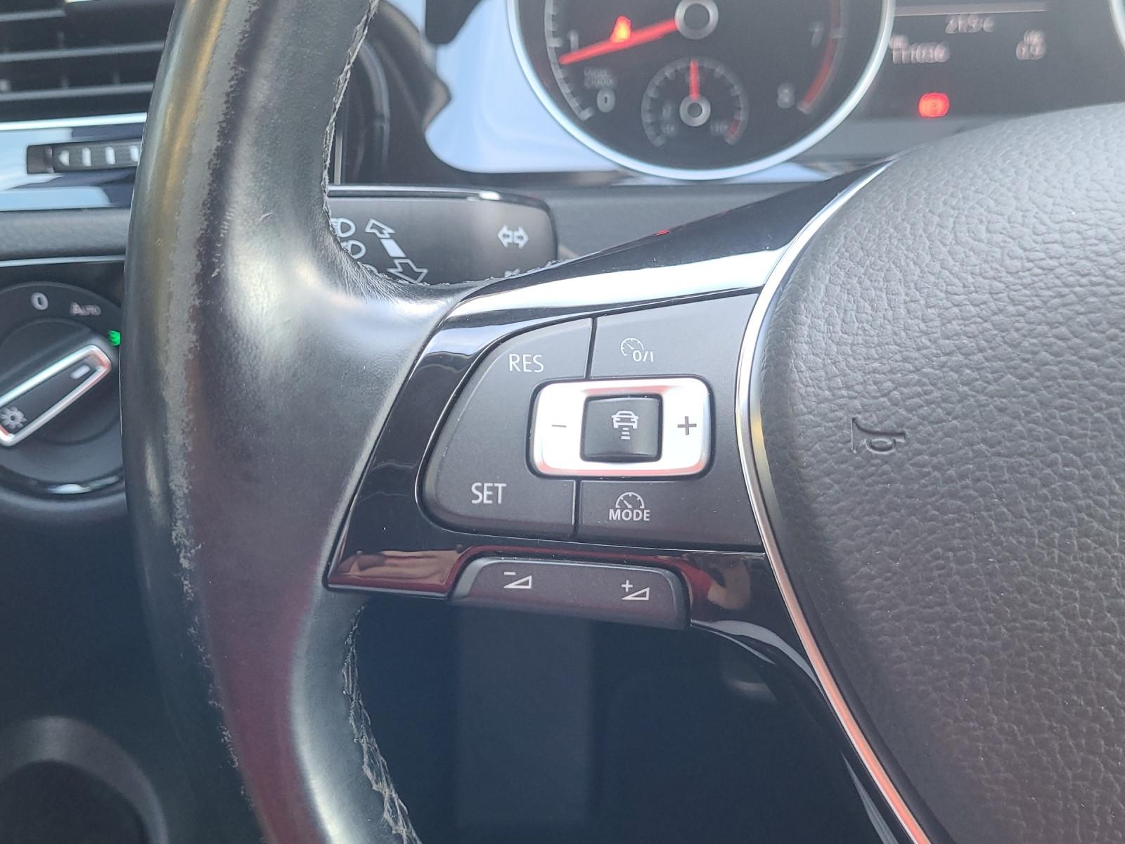 Volkswagen Golf VII Variant Highline *Bi-Xenon*Alcantara*