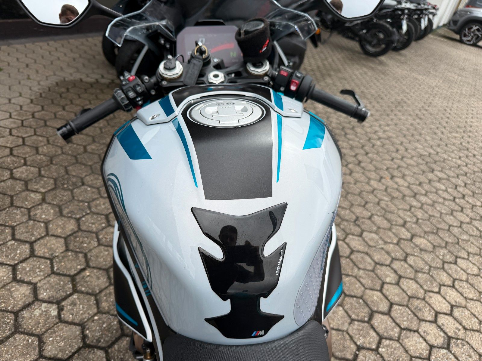 Fahrzeugabbildung BMW S 1000 RR/ nur 7.535 km/ M Ausstattung