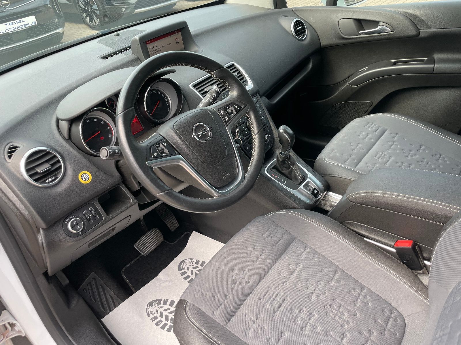 OPEL Meriva, 2015, Benzin, 140 PS