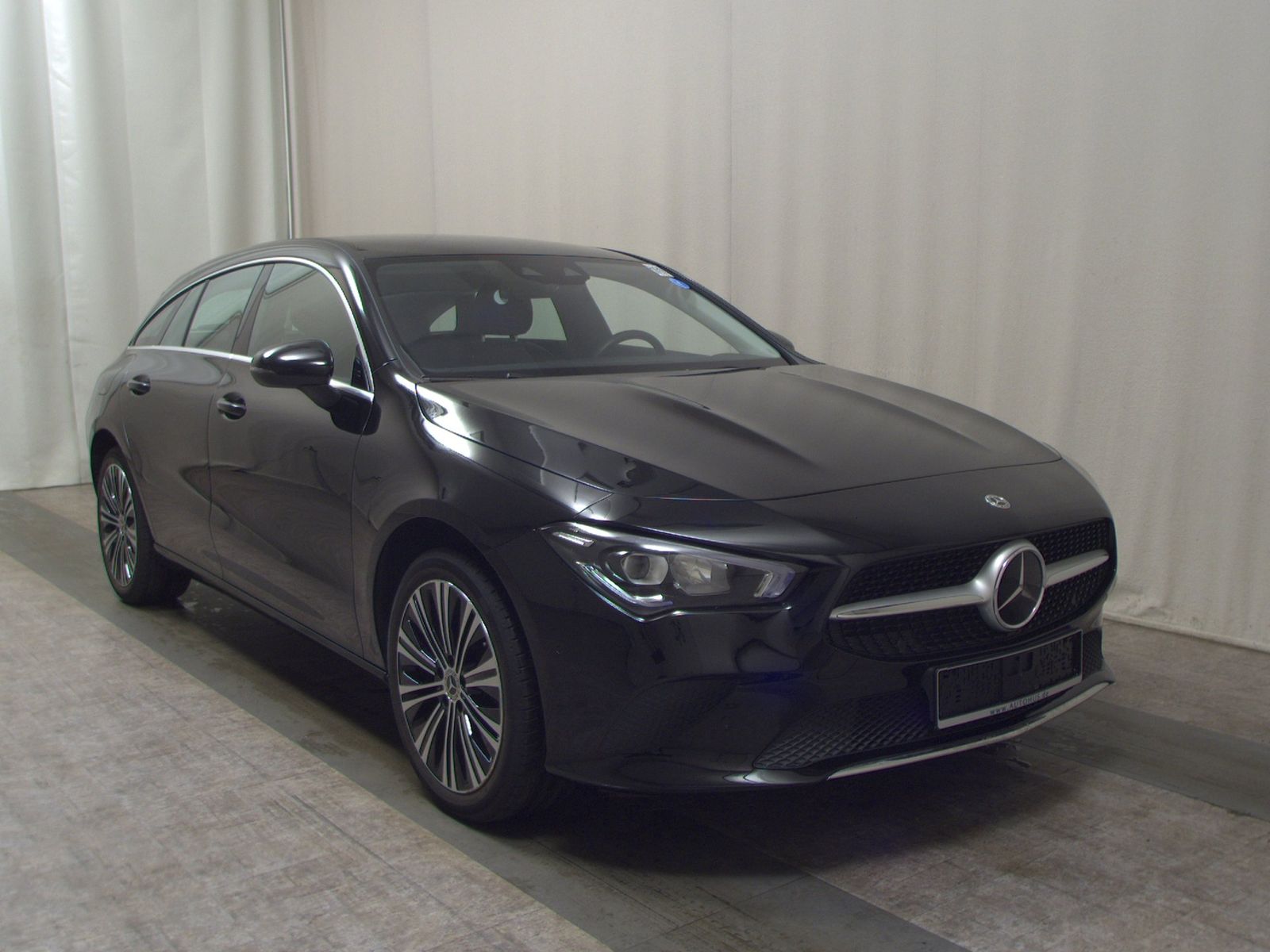 Mercedes-Benz CLA 250 e Shooting Brake Progressive NAVI LED imagem 3