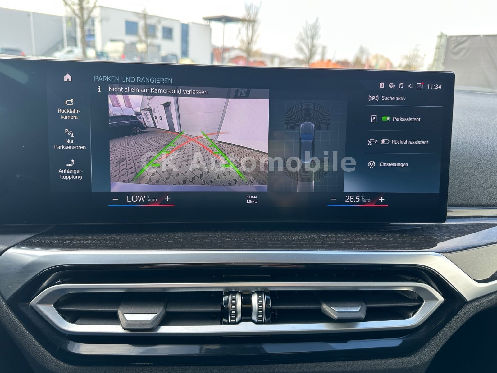 Fahrzeugabbildung BMW 330e Touring M-Sport/Navi/Head-Up/LED/Kam/AHK