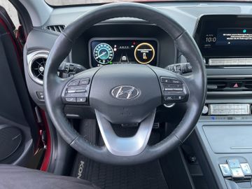 Hyundai Kona Elektro Kam.+LED+SHZ+ACC+LM+PDC+SpurH+AUT