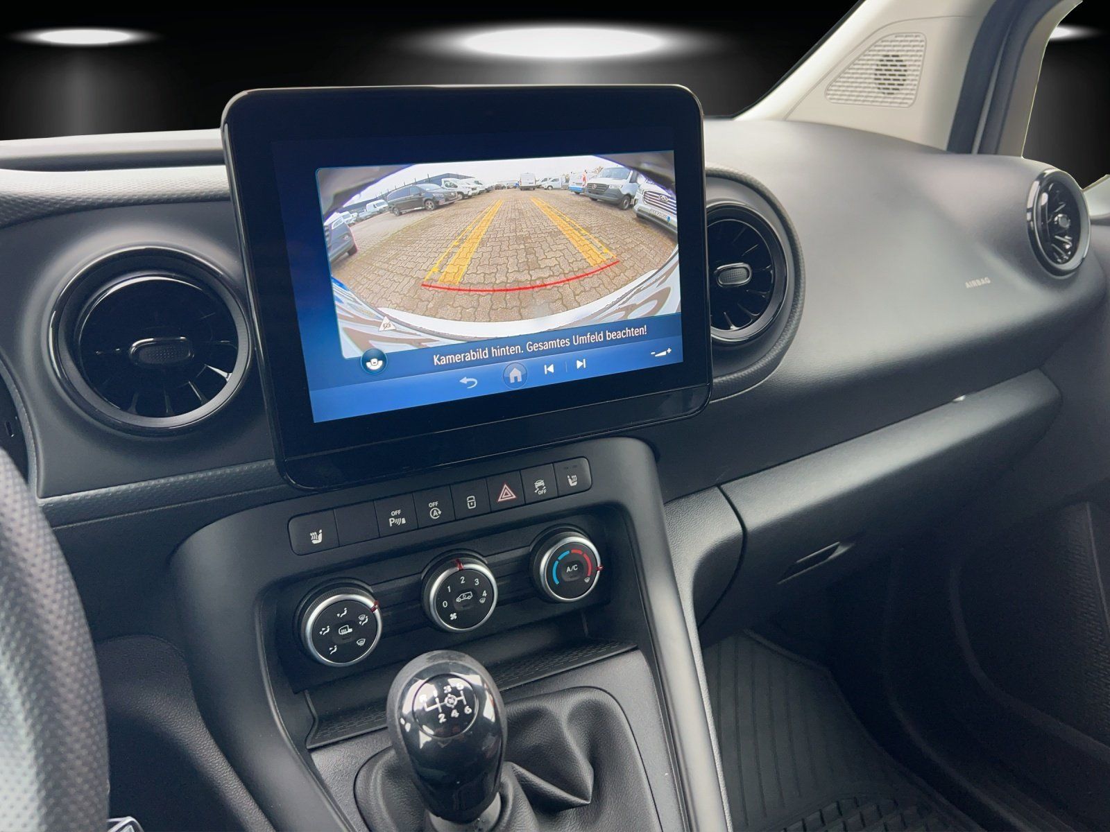 Fahrzeugabbildung Mercedes-Benz Citan 110 KA PRO Navi HoFuBo Rüfa Trennwand
