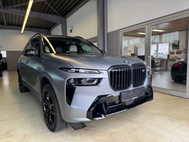 BMW X7 M60 6-Sitzer+Massage+Skylounge+AHK+Frozen