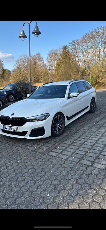 Image of BMW 530