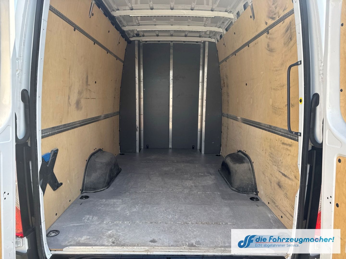 Fahrzeugabbildung Mercedes-Benz Sprinter MAXI MIXTO 314CDI Kamera AHK Navi Apple