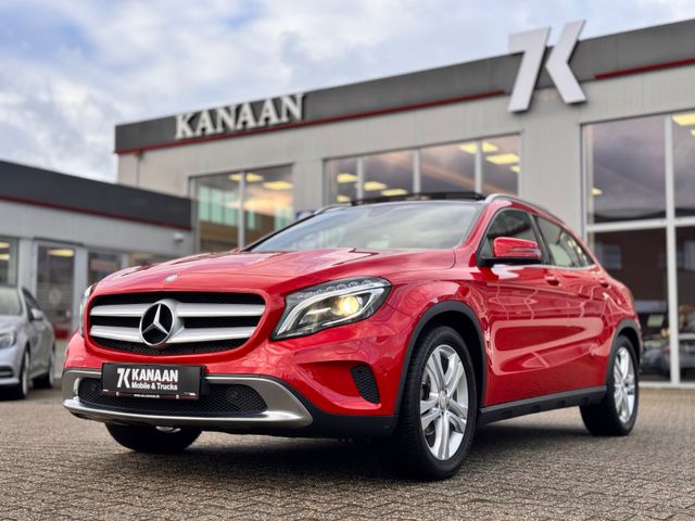 Mercedes-Benz GLA 180 Urban *XENON|CAM|NAVI|PANORAMA*